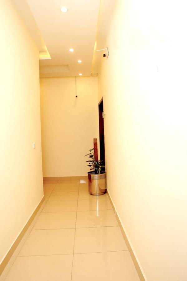 Hotel Noor Plaza Lahore Ngoại thất bức ảnh